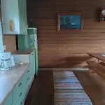 Chalet Nikolain Tupa, Vanha Hirsitalo *
