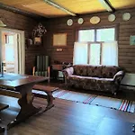Chalet Nikolain Tupa, Vanha Hirsitalo *