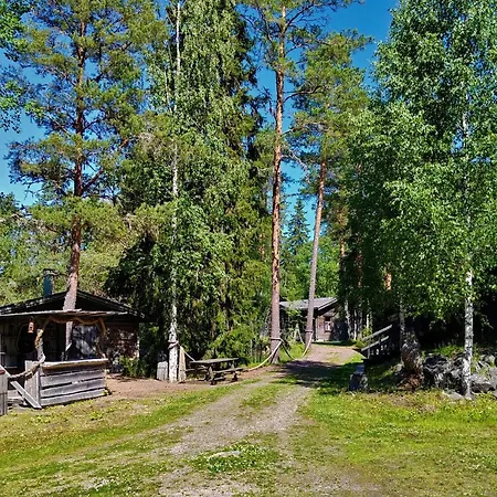 Chalet Nikolain Tupa, Vanha Hirsitalo *