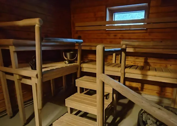 Nikolain Tupa, Vanha Hirsitalo Tuorila