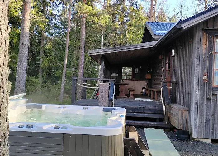 Nikolain Tupa, Vanha Hirsitalo Chalet *